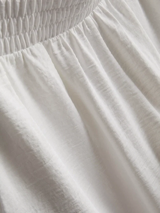 Pantaloni cu talie elastică și croi larg Pantaloni cu talie elastică și croi larg