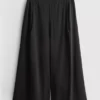 Pantaloni culotte cu talie medie și picior larg Pantaloni culotte cu talie medie și picior larg