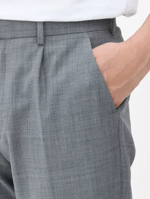 Pantaloni de costum croiți Pantaloni de costum croiți