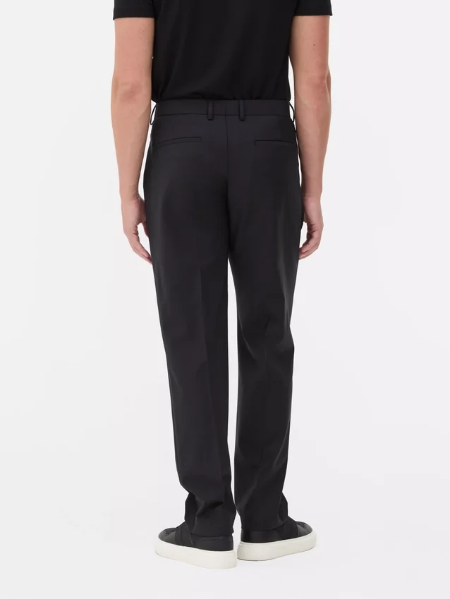 Pantaloni de costum croiți Pantaloni de costum croiți