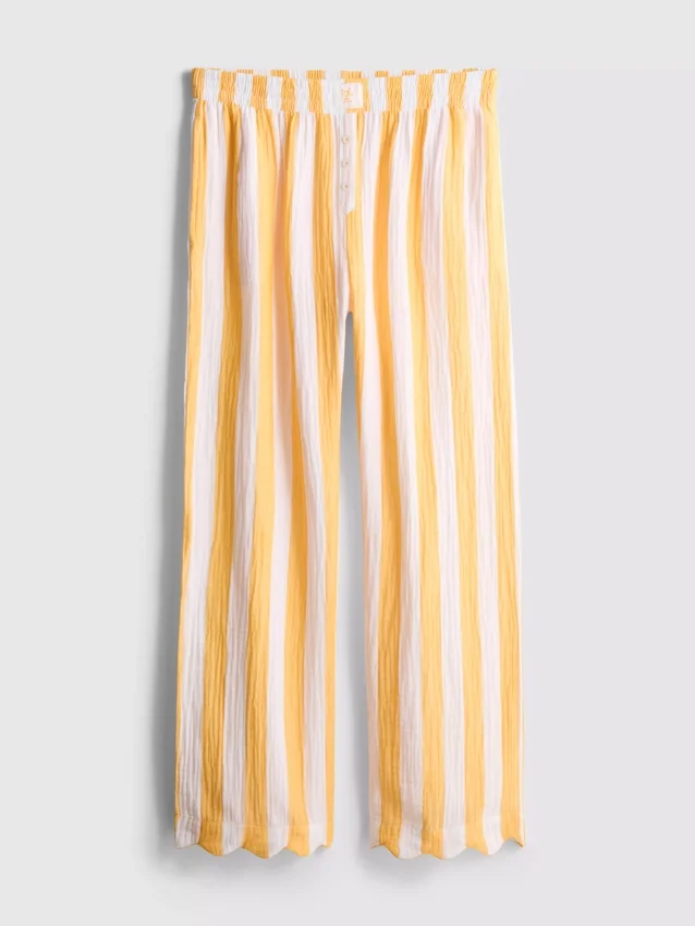 Pantaloni de Pijama cu croi drept și volane, ideali pentru relaxare Pantaloni de Pijama cu croi drept și volane, ideali pentru relaxare