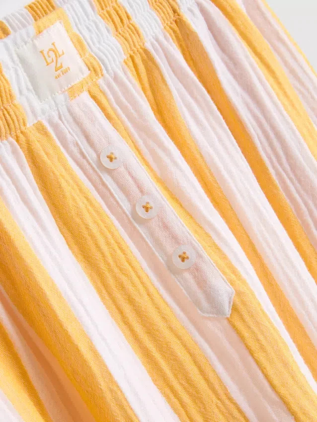 Pantaloni de Pijama cu croi drept și volane, ideali pentru relaxare Pantaloni de Pijama cu croi drept și volane, ideali pentru relaxare