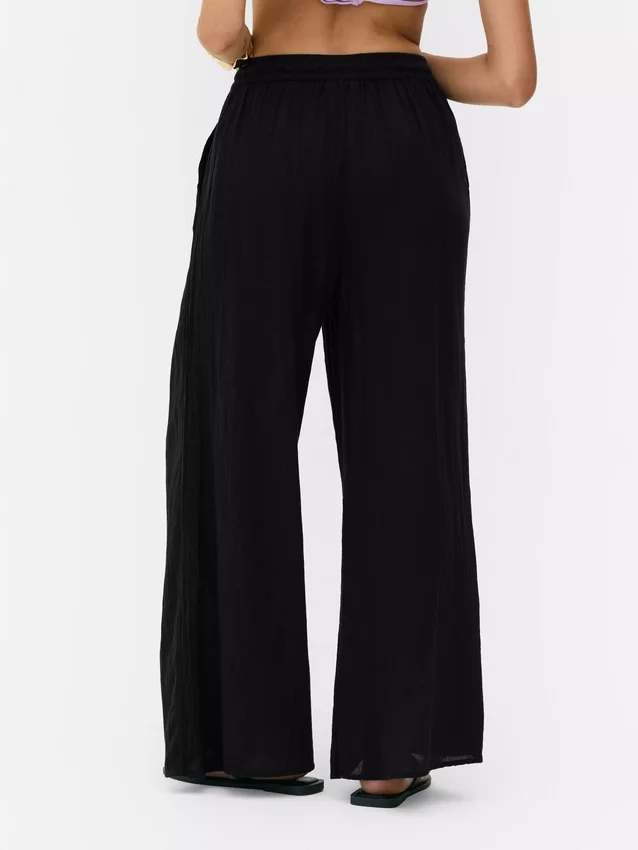 Pantaloni de plajă esențiali Pantaloni de plajă esențiali