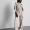 Pantaloni de Trening cu croi drept din amestec de bumbac Pantaloni de Trening cu croi drept din amestec de bumbac