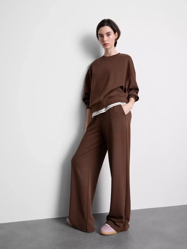 Pantaloni de Trening cu croi larg Pantaloni de Trening cu croi larg
