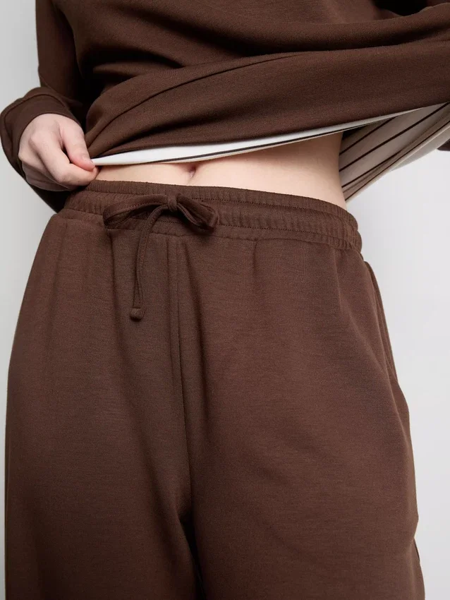 Pantaloni de Trening cu croi larg Pantaloni de Trening cu croi larg