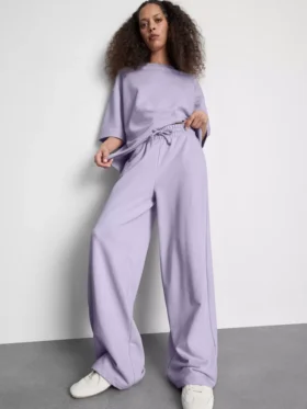 Pantaloni de trening cu croi larg, cu conținut ridicat de bumbac