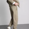 Pantaloni de trening cu manșete Pantaloni de trening cu manșete