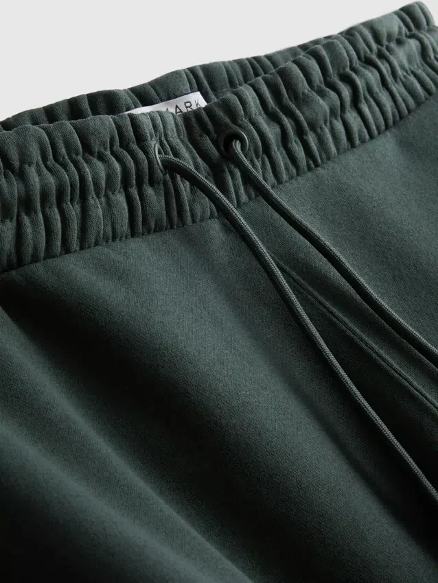 Pantaloni de trening cu manșete Pantaloni de trening cu manșete