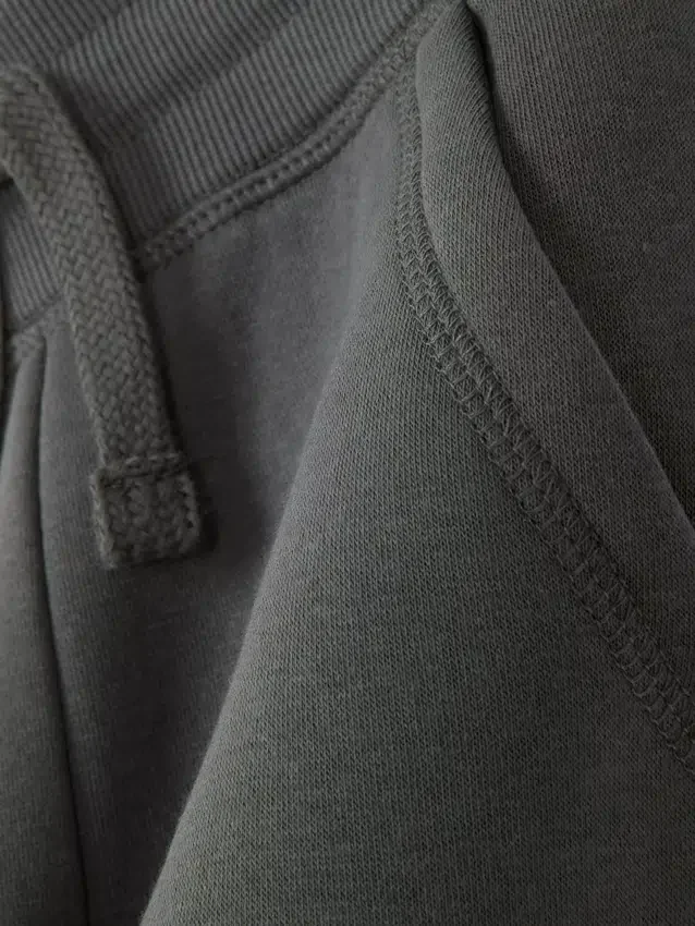 Pantaloni de Trening cu manșete și șnur Pantaloni de Trening cu manșete și șnur
