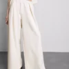 Pantaloni de trening din amestec de bumbac, cu croi larg Pantaloni de trening din amestec de bumbac, cu croi larg