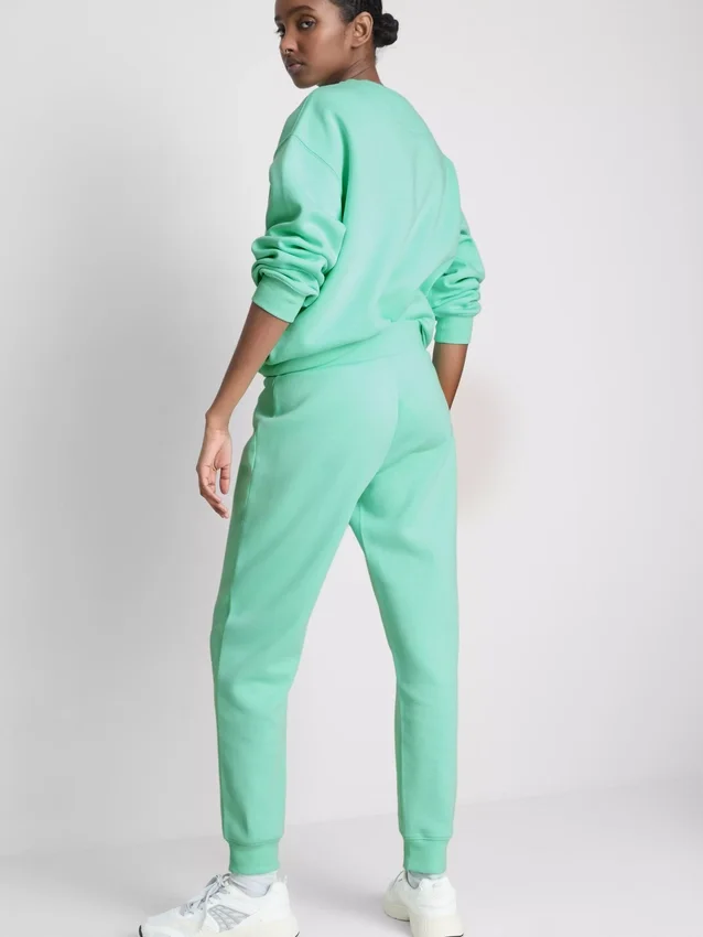 Pantaloni de Trening skinny cu manșete Pantaloni de Trening skinny cu manșete