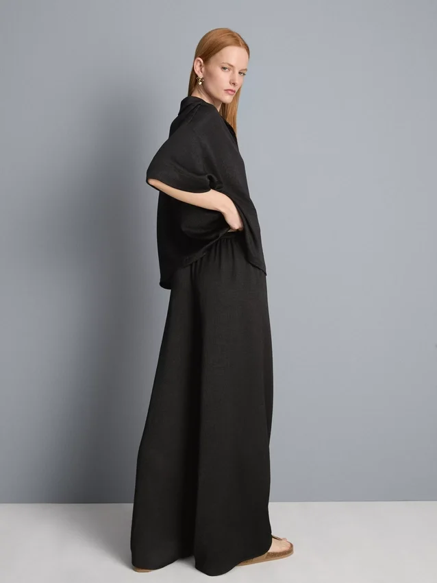 Pantaloni din satin cu croi drept și textură Pantaloni din satin cu croi drept și textură