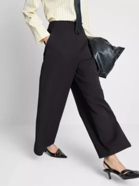 Pantaloni eleganți cu croi larg
