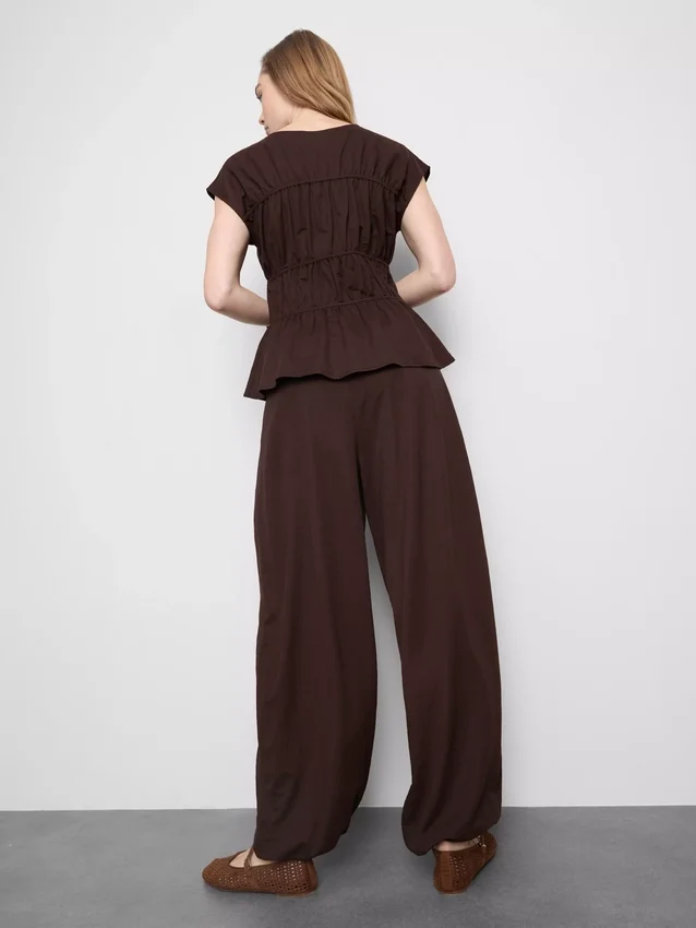 Pantaloni harem texturați Pantaloni harem texturați