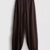 Pantaloni harem texturați Pantaloni harem texturați