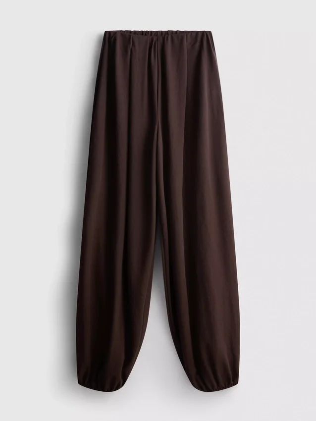 Pantaloni harem texturați Pantaloni harem texturați