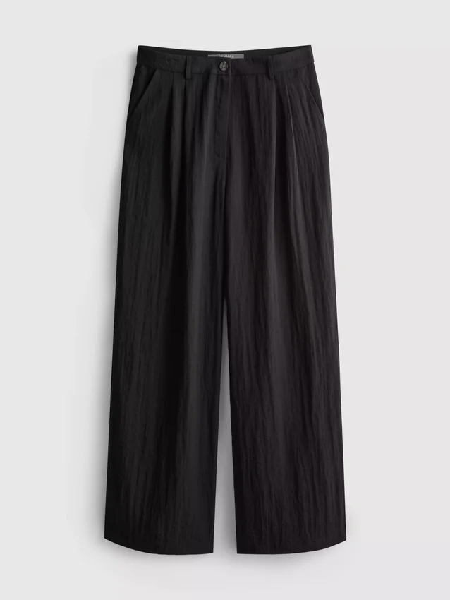 Pantaloni largi, cu textură și talie medie Pantaloni largi, cu textură și talie medie