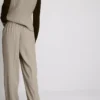 Pantaloni Lila cu croi drept Pantaloni Lila cu croi drept