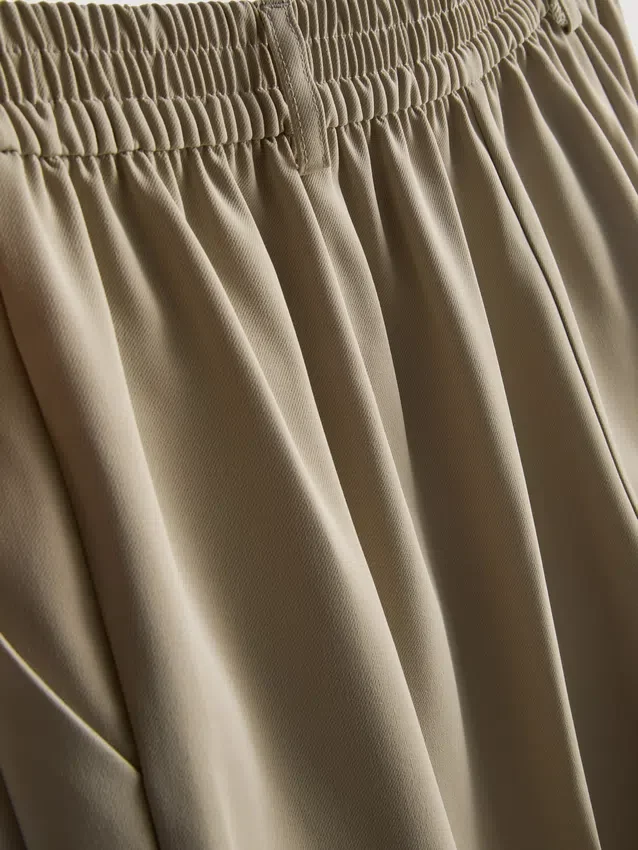 Pantaloni Lila cu croi drept Pantaloni Lila cu croi drept