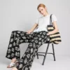 Pantaloni palazzo cu imprimeu
