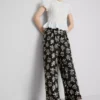 Pantaloni palazzo cu imprimeu