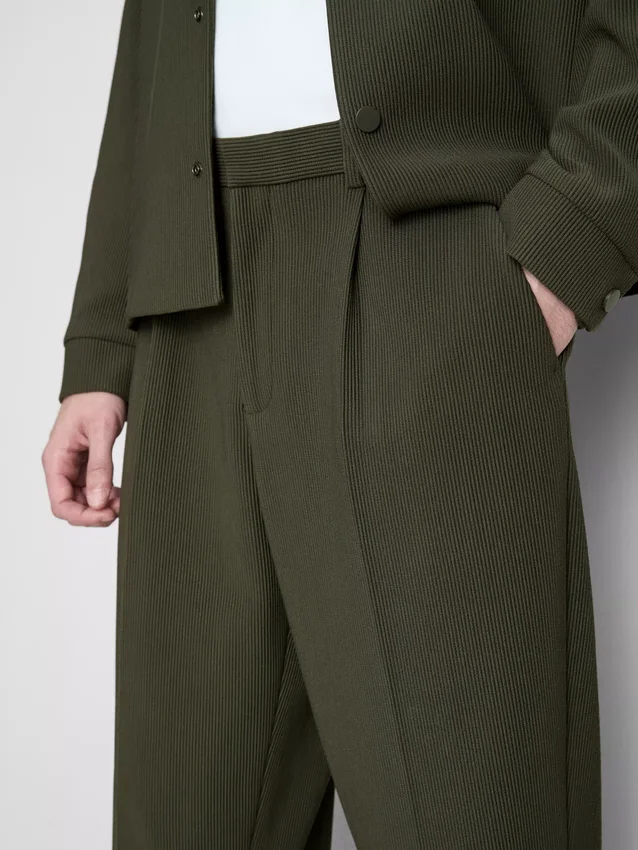 Pantaloni plisați The Edit Pantaloni plisați The Edit