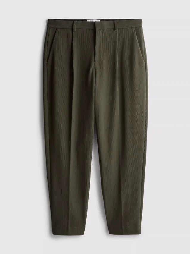 Pantaloni plisați The Edit Pantaloni plisați The Edit