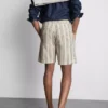 Pantaloni scurți bermuda cu dungi texturate Pantaloni scurți bermuda cu dungi texturate
