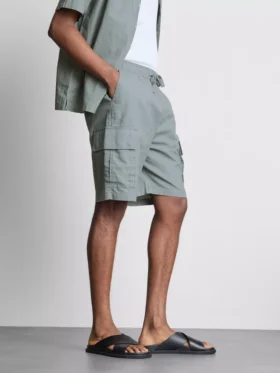 Pantaloni scurți cargo din amestec de in
