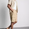 Pantaloni scurți cargo din amestec de in Pantaloni scurți cargo din amestec de in