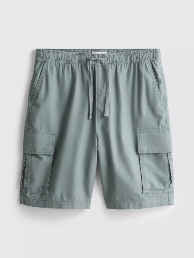 Pantaloni scurți cargo din amestec de in Pantaloni scurți cargo din amestec de in
