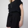 Pantaloni scurți cu curea, fără nasturi Pantaloni scurți cu curea, fără nasturi