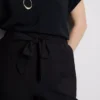 Pantaloni scurți cu curea, fără nasturi Pantaloni scurți cu curea, fără nasturi