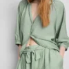 Pantaloni scurți cu curea, fără nasturi Pantaloni scurți cu curea, fără nasturi