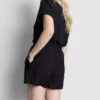 Pantaloni scurți cu curea, fără nasturi Pantaloni scurți cu curea, fără nasturi