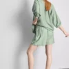 Pantaloni scurți cu curea, fără nasturi Pantaloni scurți cu curea, fără nasturi