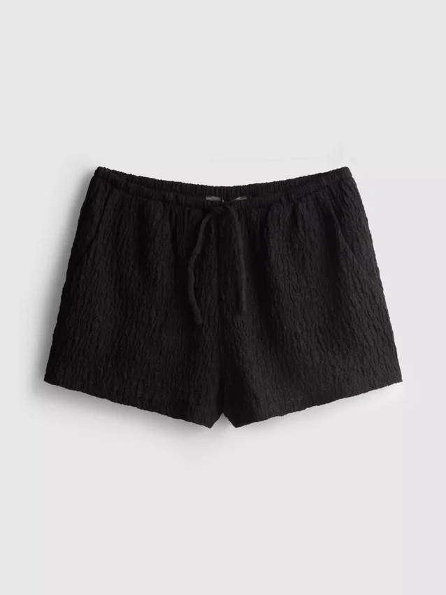Pantaloni scurți cu șnur, cu aspect șifonat Pantaloni scurți cu șnur, cu aspect șifonat