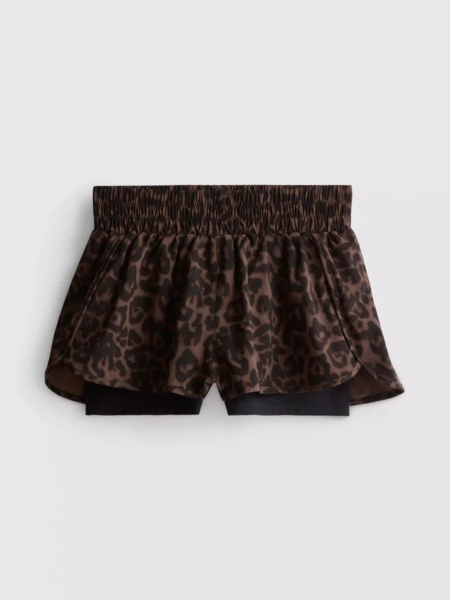 Pantaloni scurți de alergare cu imprimeu leopard țesut Pantaloni scurți de alergare cu imprimeu leopard țesut
