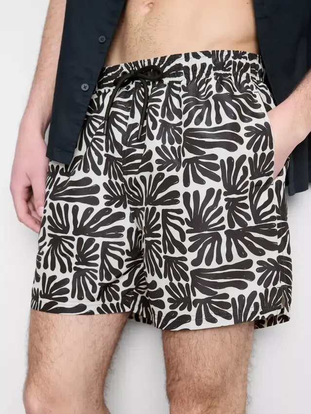 Pantaloni scuri de baie cu imprimeu abstract Pantaloni scuri de baie cu imprimeu abstract