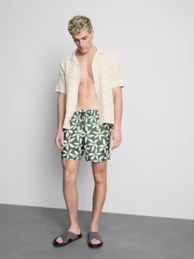 Pantaloni scurți de baie cu imprimeu floral și cordon de strângere