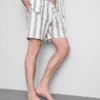 Pantaloni scurți de pijama cu dungi Pantaloni scurți de pijama cu dungi