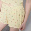 Pantaloni scurți de pijama cu imprimeu floral și nervuri
