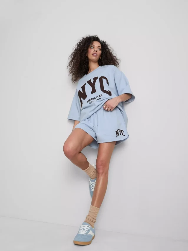 Pantaloni scurți de relaxare din bumbac, în stil NYC Pantaloni scurți de relaxare din bumbac, în stil NYC