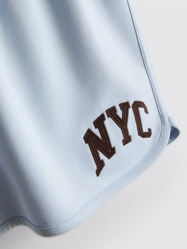 Pantaloni scurți de relaxare din bumbac, în stil NYC Pantaloni scurți de relaxare din bumbac, în stil NYC