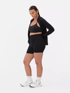 Pantaloni scurți de yoga fără cusături