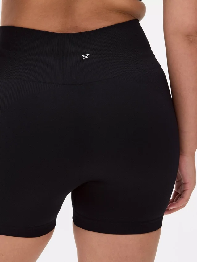 Pantaloni scurți de yoga fără cusături Pantaloni scurți de yoga fără cusături