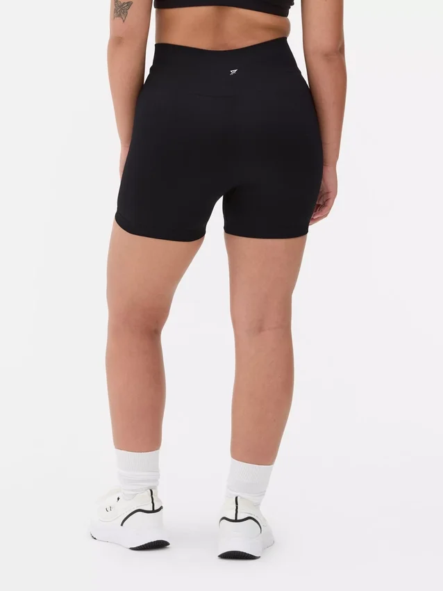 Pantaloni scurți de yoga fără cusături Pantaloni scurți de yoga fără cusături