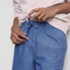 Pantaloni scurți din amestec de in, cu șnur Pantaloni scurți din amestec de in, cu șnur