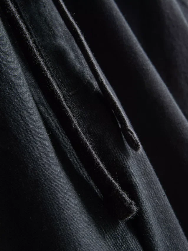 Pantaloni scurți din amestec de in, cu șnur Pantaloni scurți din amestec de in, cu șnur